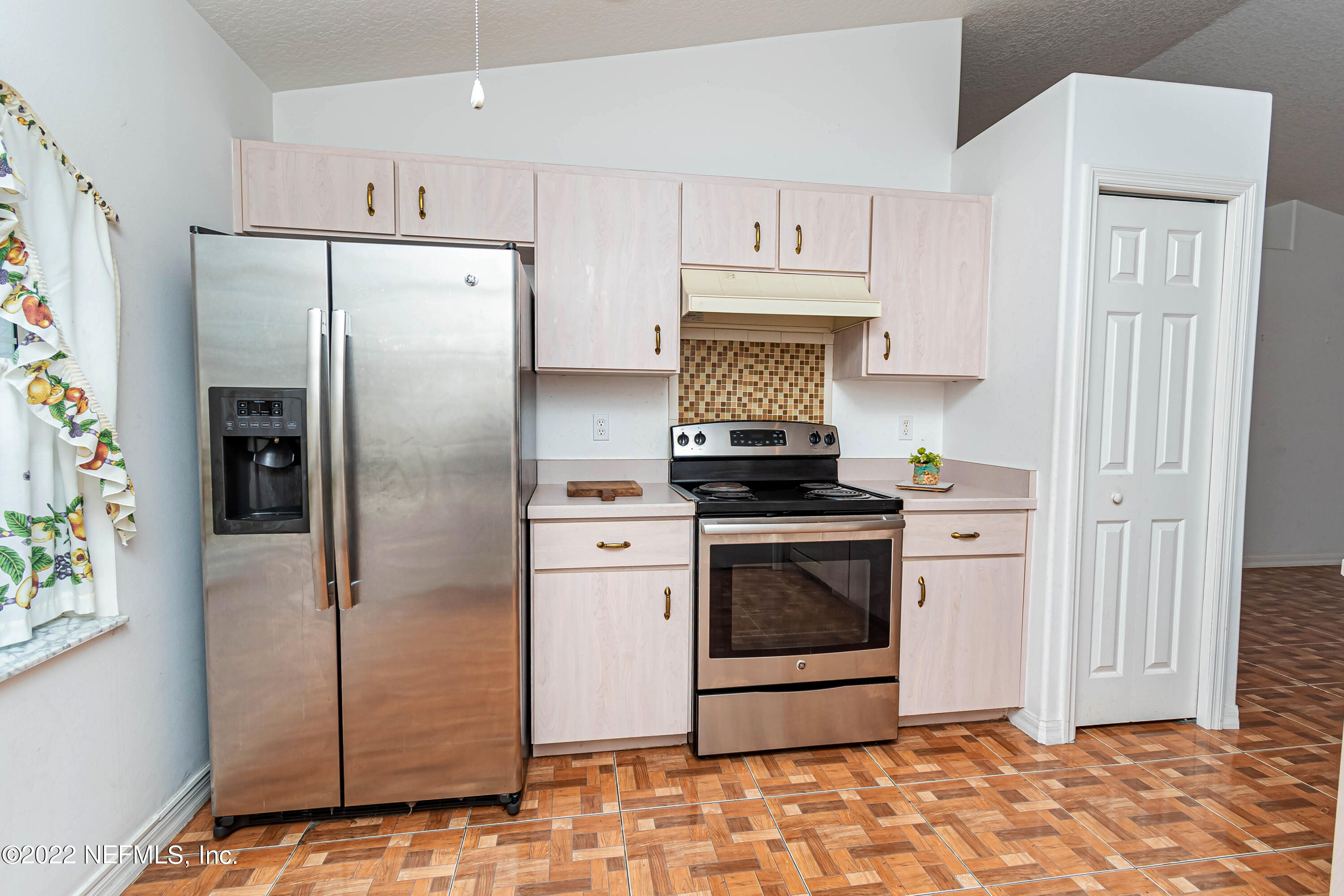 74 Raintree Place Palm Coast, FL 32164 - Photo 18 of 51 kitchen7