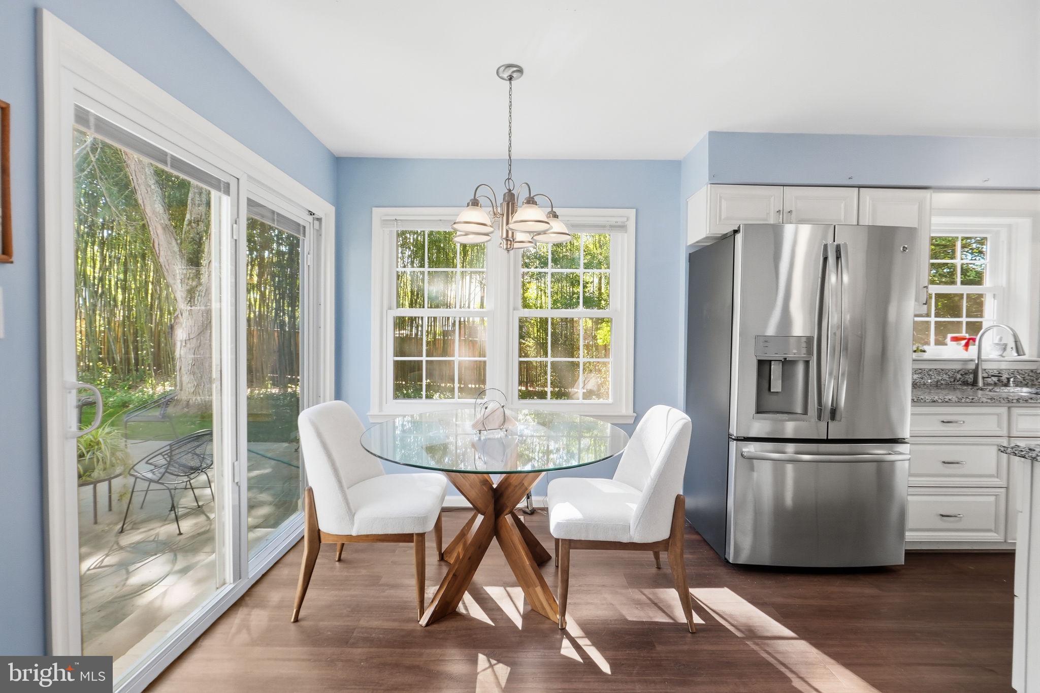 15205 Winstead Lane Silver Spring, MD 20905 - Photo 18 of 54 Light Filled Eat-in Kitchen