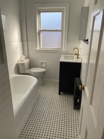 $2,500 | 203 Laurens Street, Cranston, RI 02910