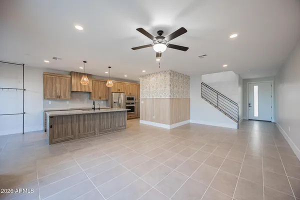 $3,495 | 142 East Hearne Way, Gilbert, AZ 85234