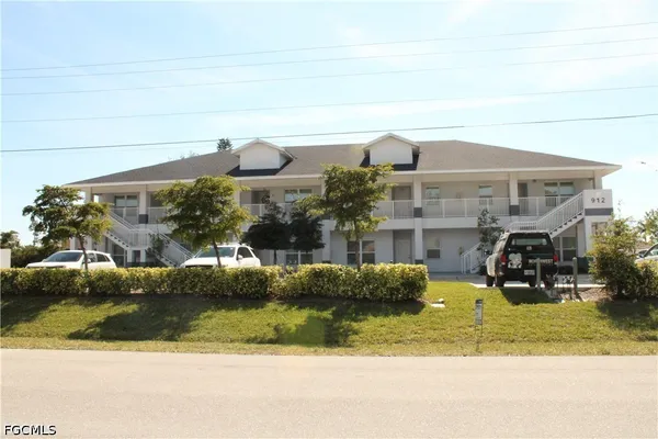 $1,490 | 912 Southwest 39th Terrace, Unit 104, Cape Coral, FL 33914