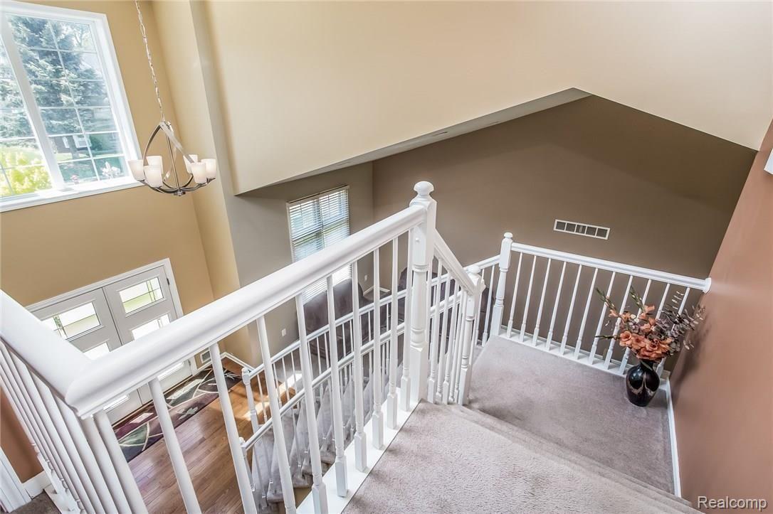 3830 Beechcrest Road Rochester, MI 48309 - Photo 23 of 53 027-2770665-medium.jpg