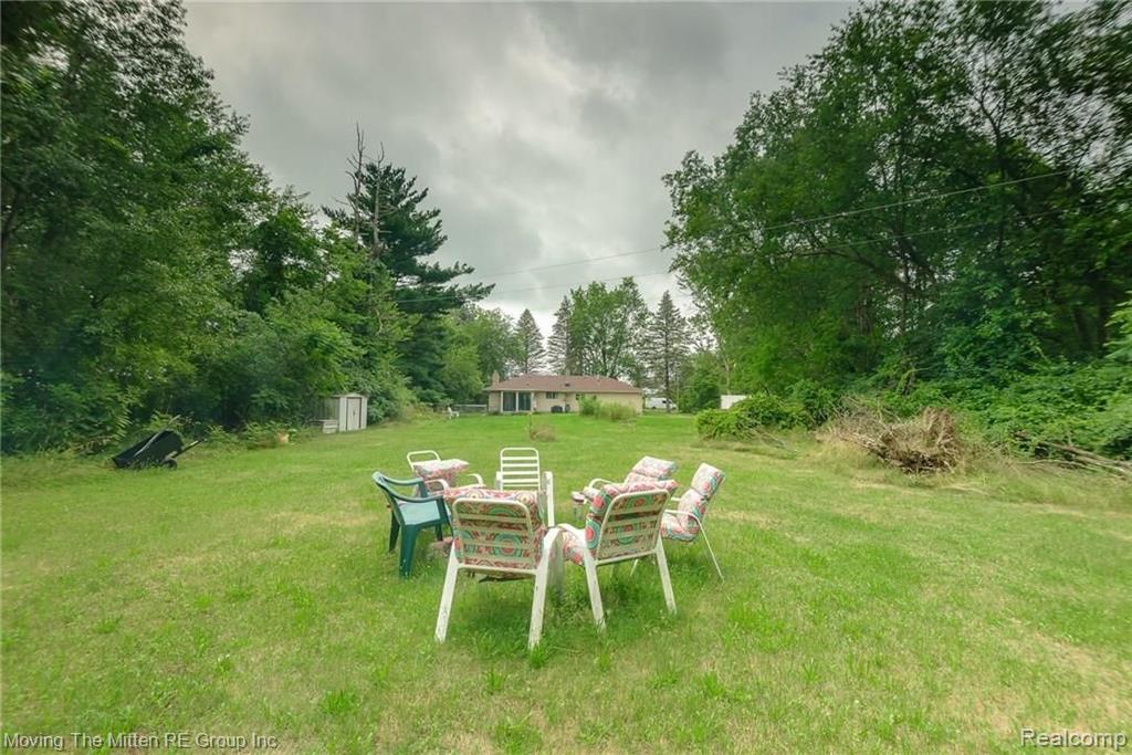 47970 Hull Road Belleville, MI 48111 - Photo 33 of 37