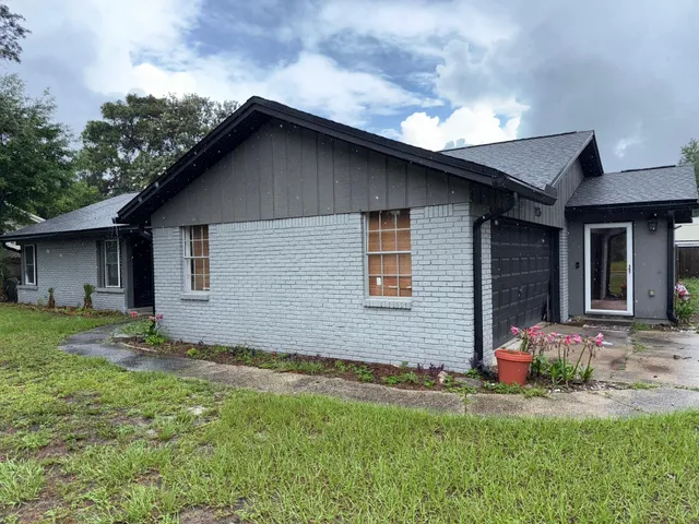 $447,000 | 125 Newcastle Circle, Fort Walton Beach, FL 32547