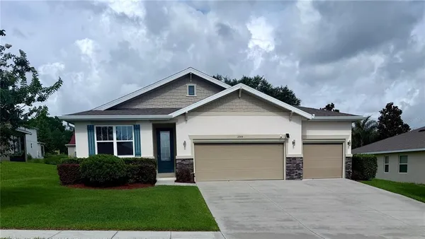 $400,000 | 2544 Autumn Stream Drive, Leesburg, FL 34748