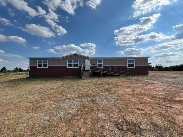 $225,000 | 140 Private Road 3814, Springtown, TX 76082