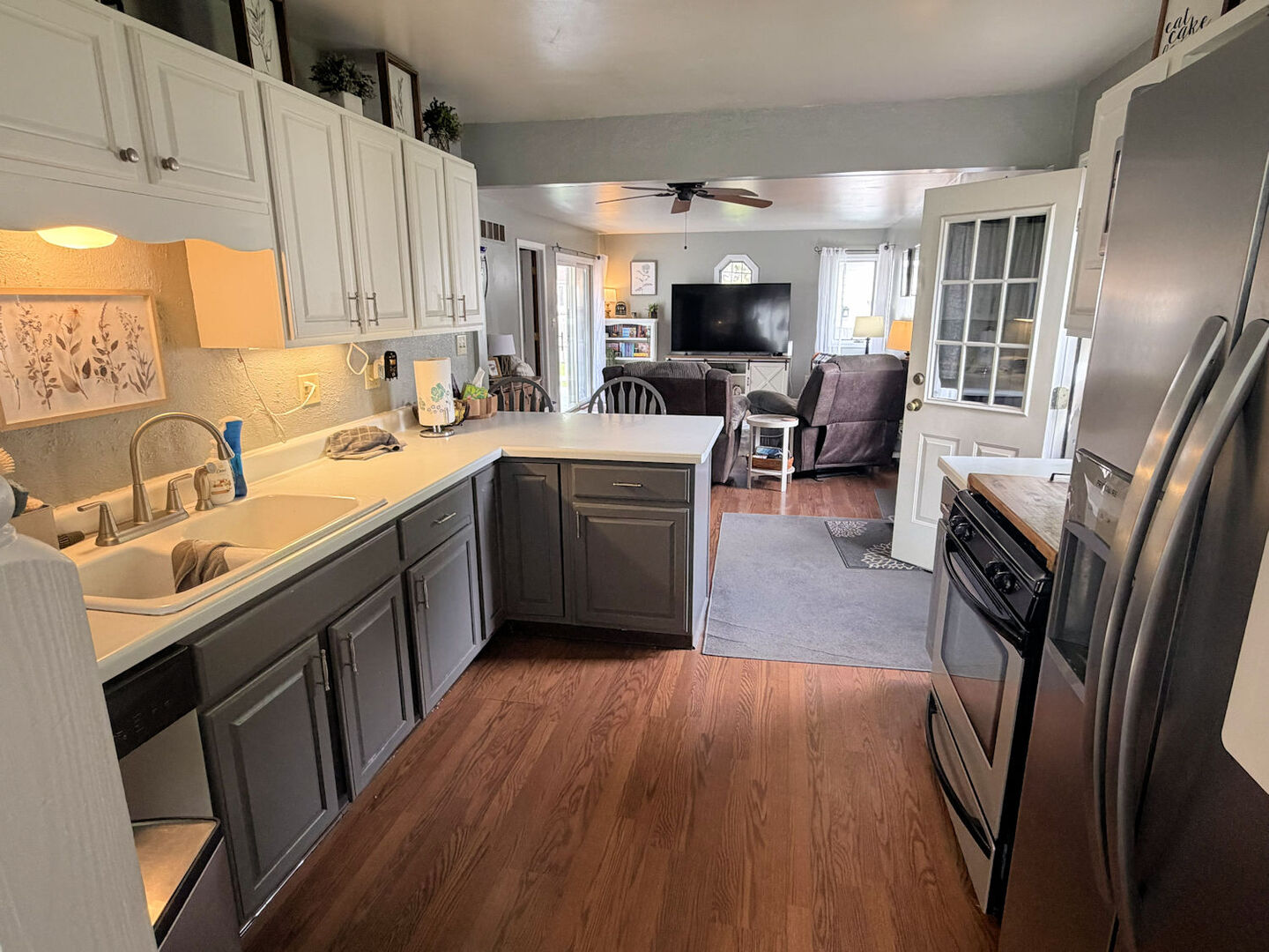 943 North 12th Street Rochelle, IL 61068 - Photo 2 of 17