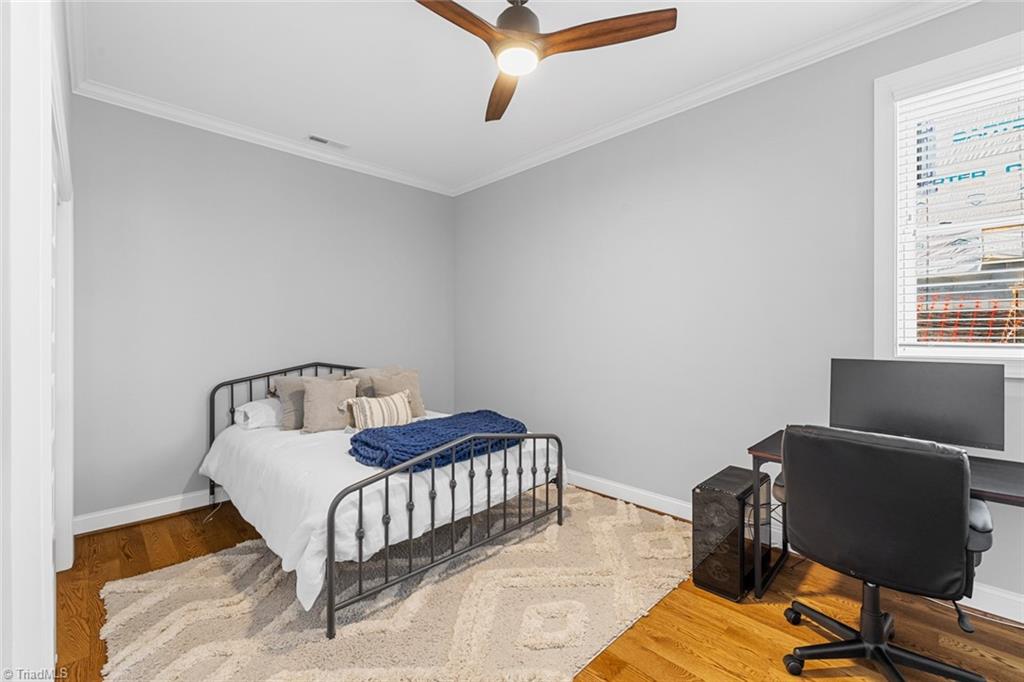 500 Shoreline Road New London, NC 28127 - Photo 34 of 38 Gallery Image 34