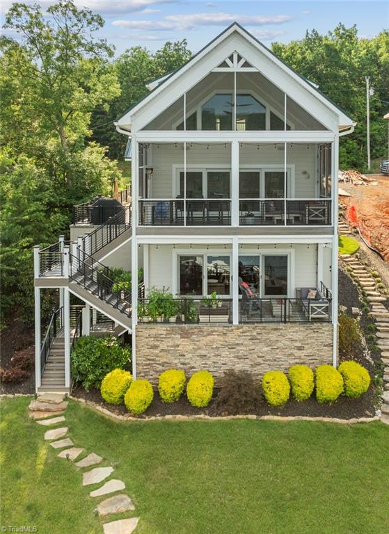 500 Shoreline Road New London, NC 28127 - Photo 37 of 38 Gallery Image 37