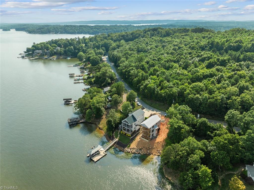 500 Shoreline Road New London, NC 28127 - Photo 7 of 38 Gallery Image 7