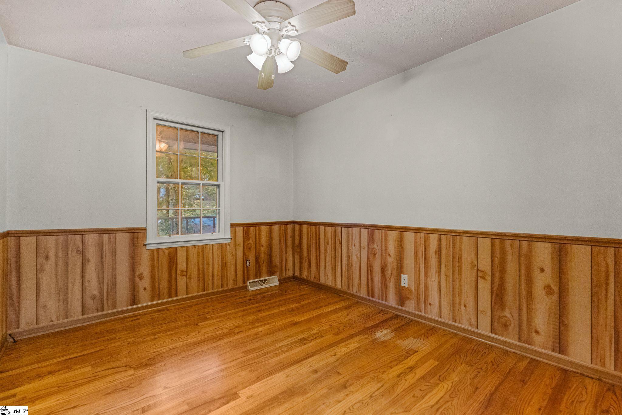 215 McArthur Street Easley, SC 29642 - Photo 11 of 37