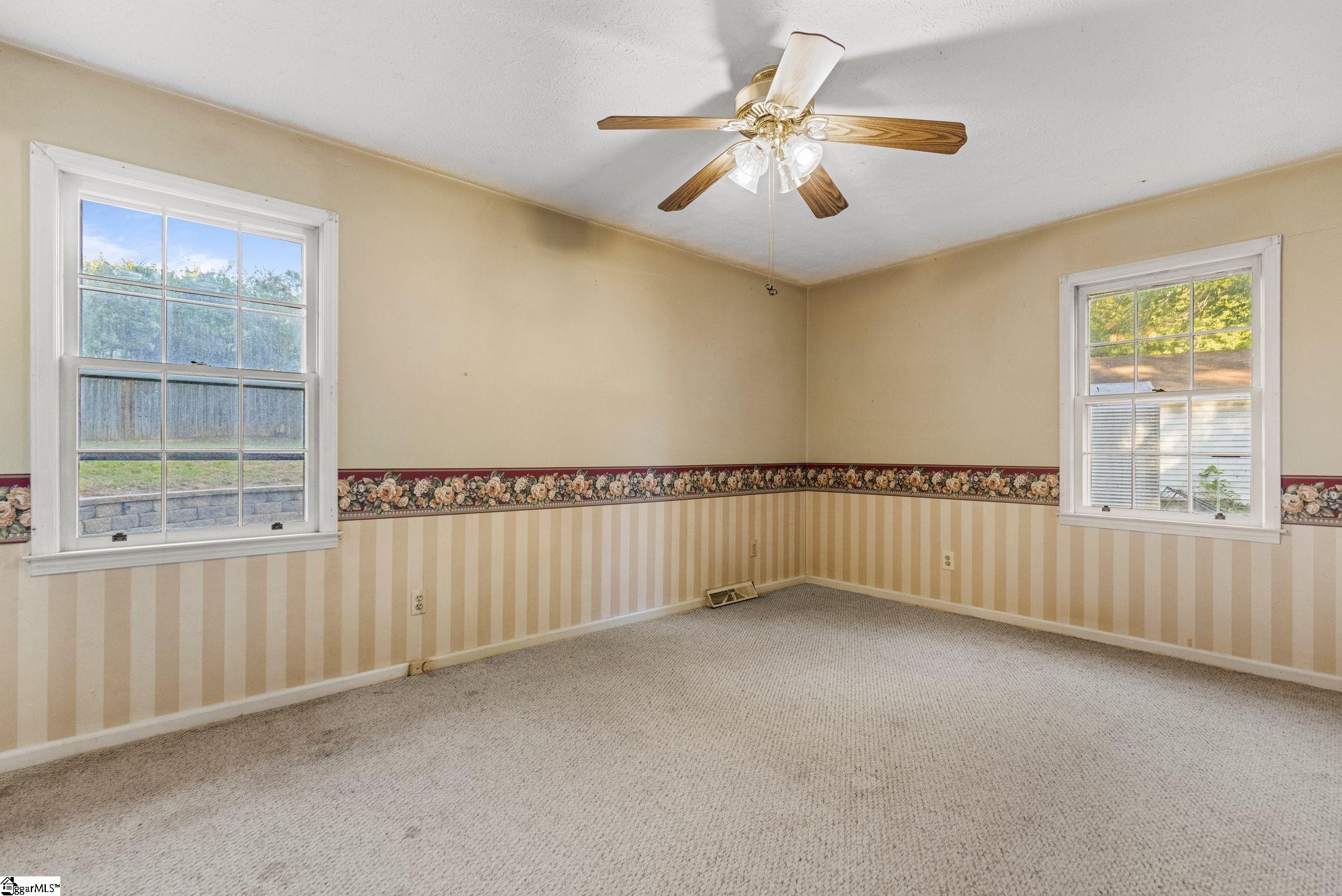 215 McArthur Street Easley, SC 29642 - Photo 27 of 37