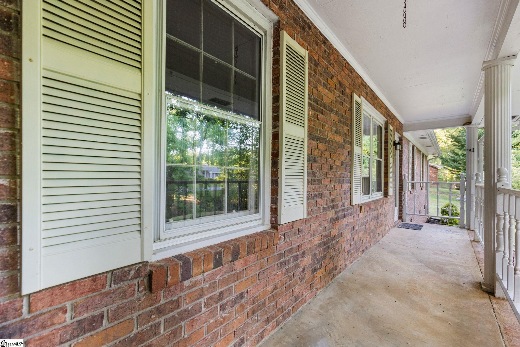 215 McArthur Street Easley, SC 29642 - Photo 3 of 37