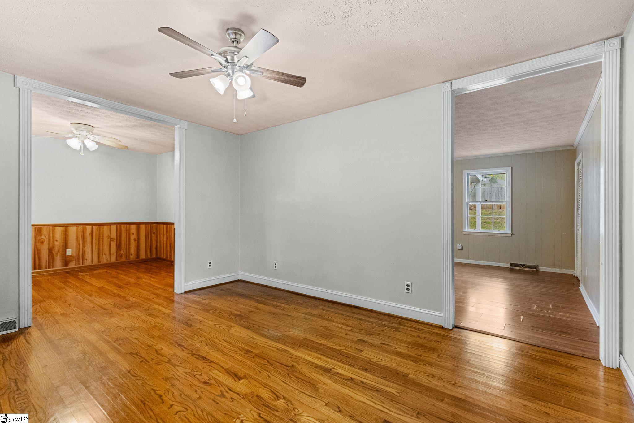 215 McArthur Street Easley, SC 29642 - Photo 7 of 37