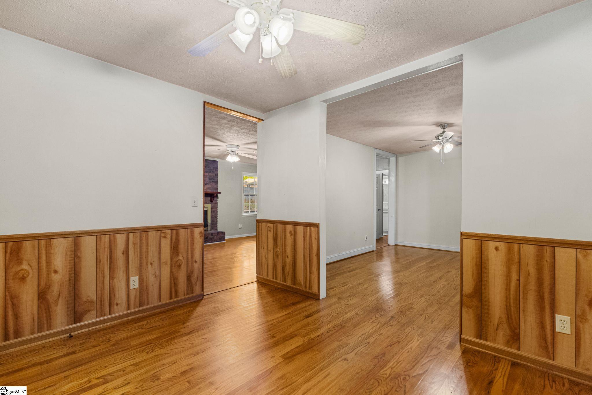 215 McArthur Street Easley, SC 29642 - Photo 8 of 37