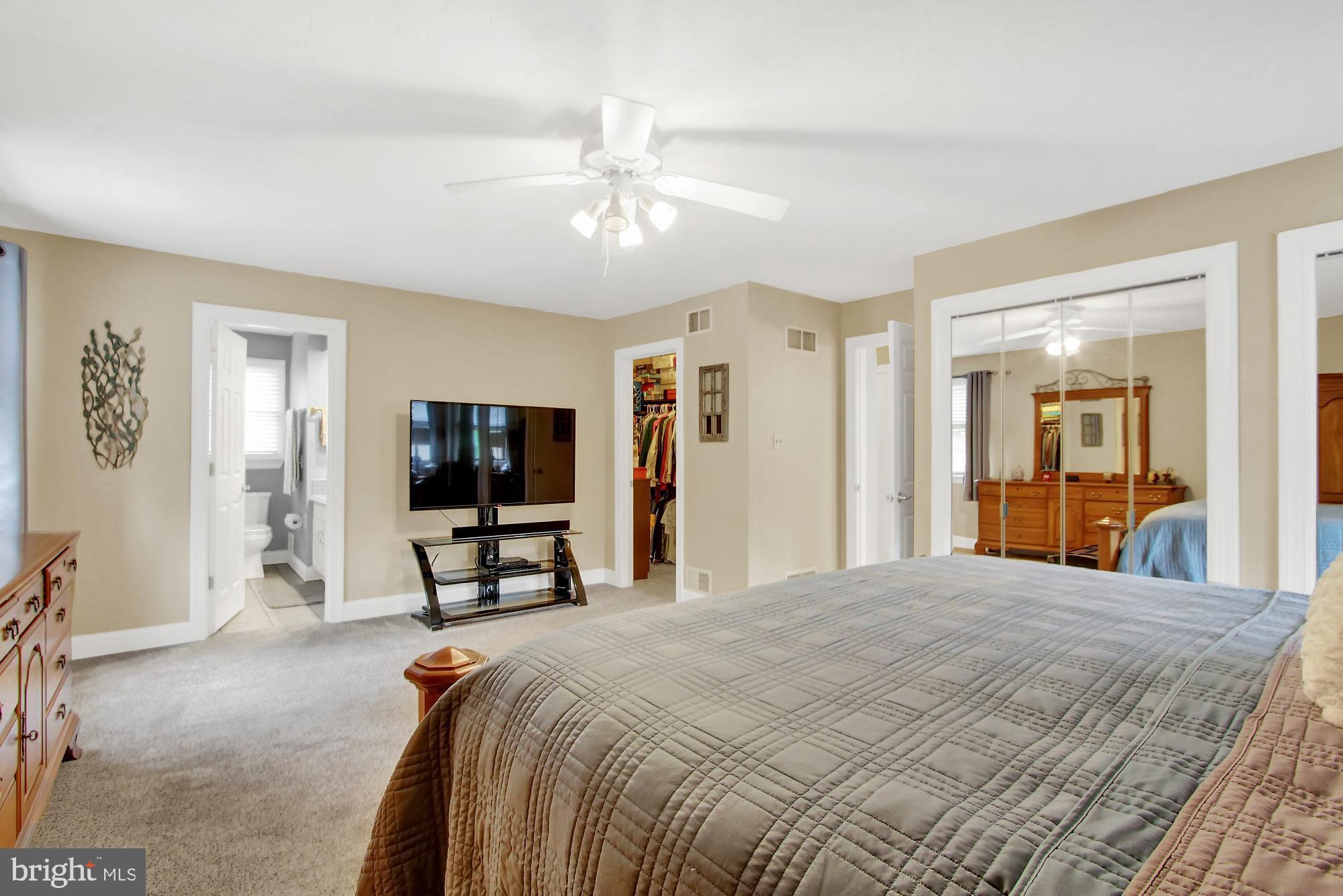 1320 Valley View Road York, PA 17403 - Photo 17 of 35 Gallery Image 17