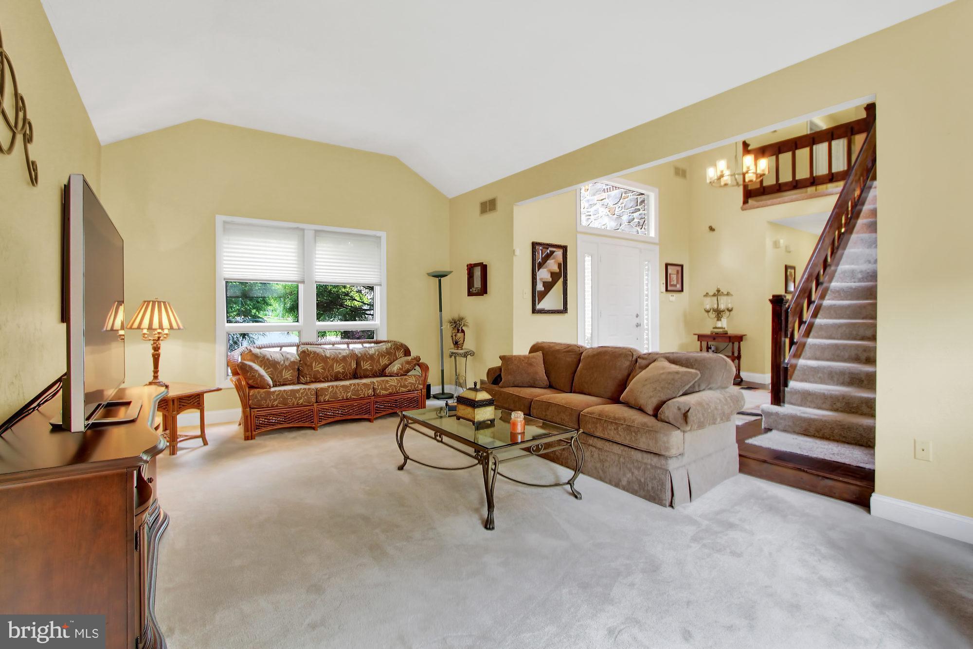 1320 Valley View Road York, PA 17403 - Photo 4 of 35 Gallery Image 4