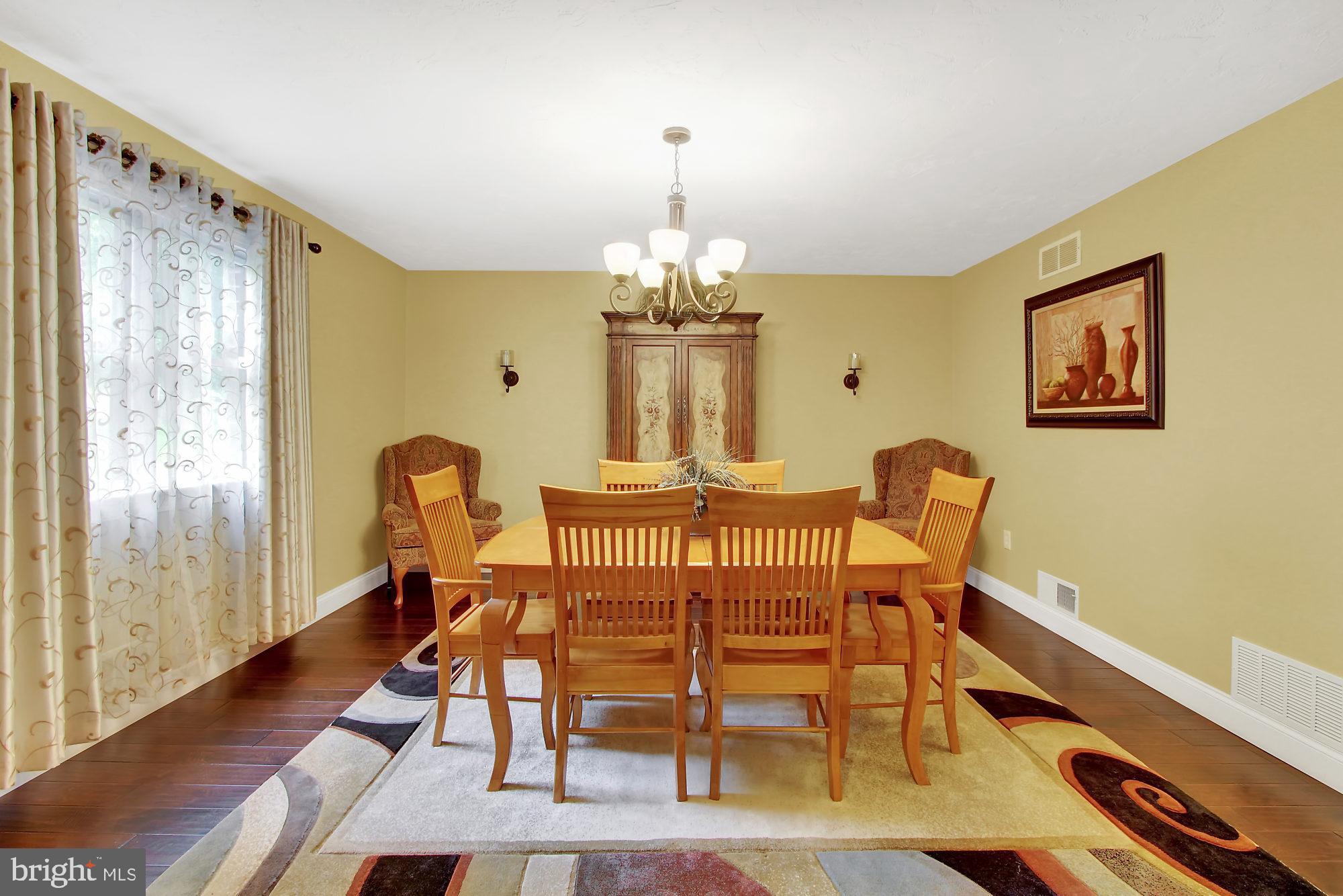 1320 Valley View Road York, PA 17403 - Photo 5 of 35 Gallery Image 5