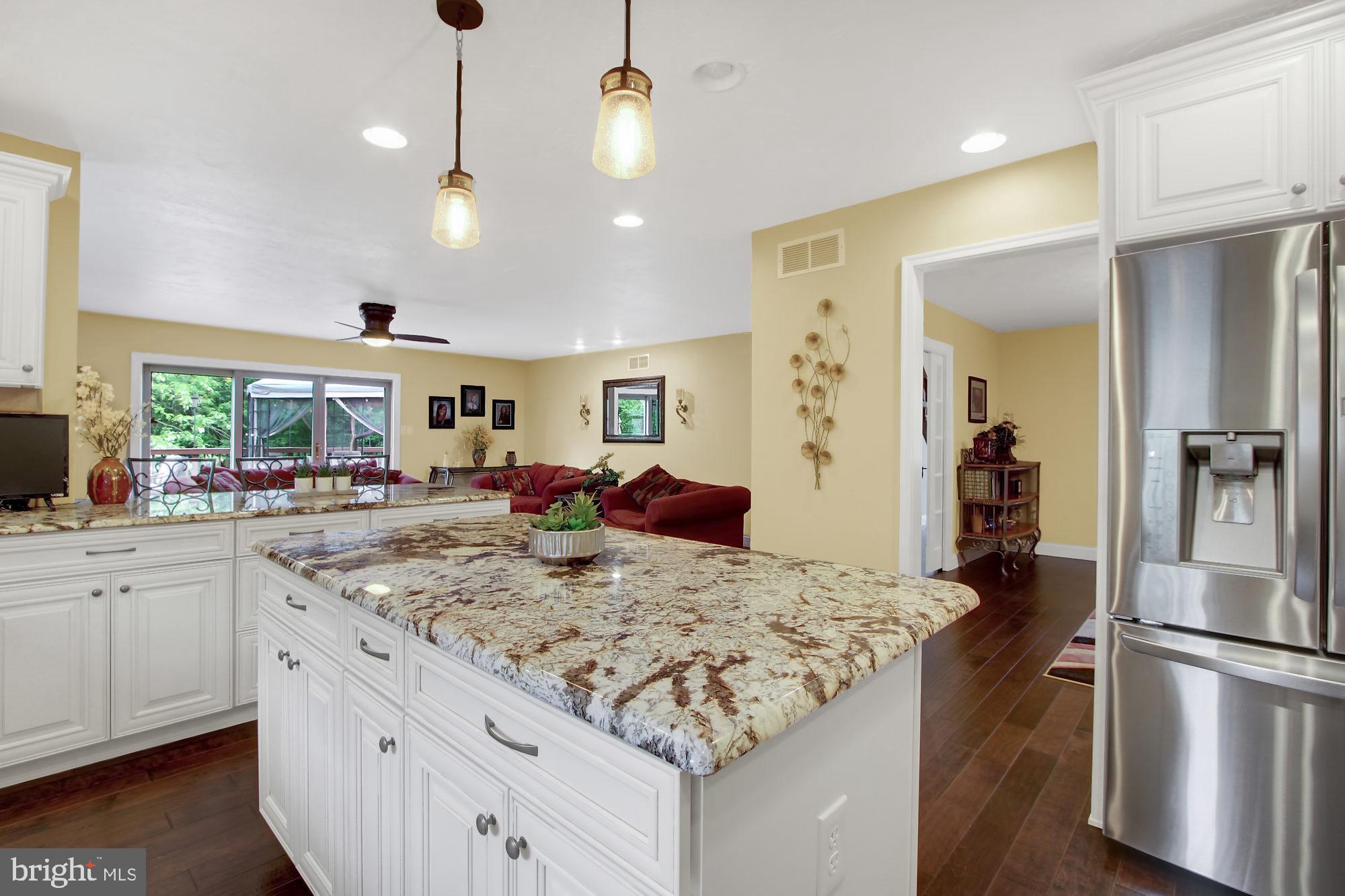1320 Valley View Road York, PA 17403 - Photo 9 of 35 Gallery Image 9