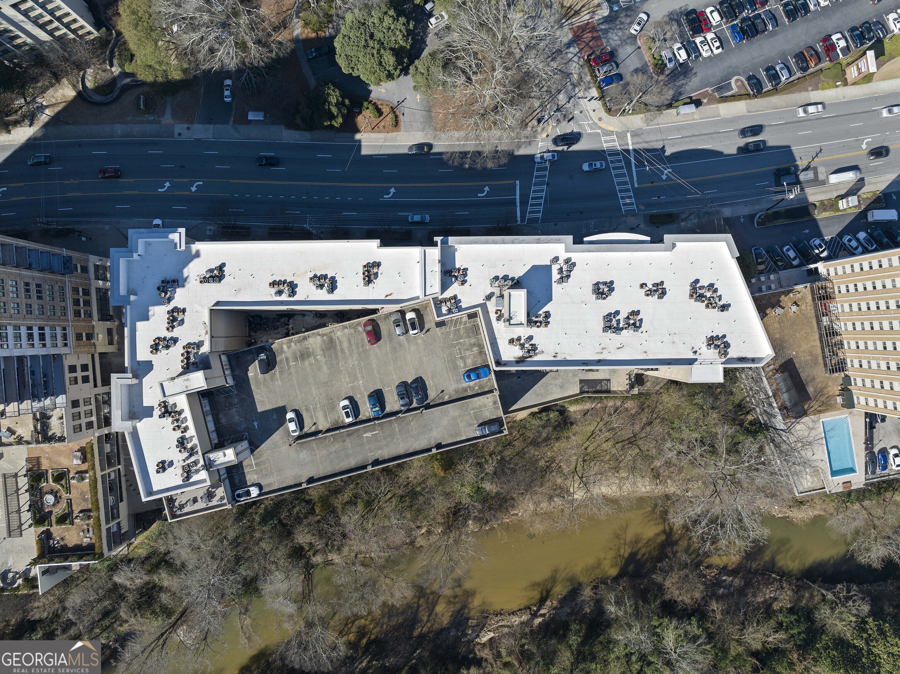 2255 Peachtree Road Northeast, Unit 521 Atlanta, GA 30305 - Photo 49 of 51 a view of an outdoor space