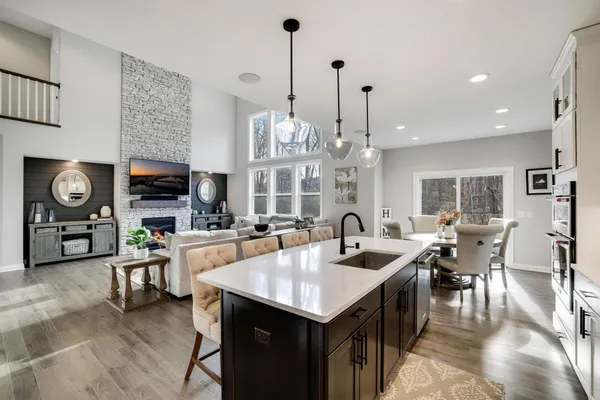 $925,000 | 5340 Garland Lane North, Plymouth, MN 55446