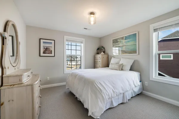 $925,000 | 5340 Garland Lane North, Plymouth, MN 55446