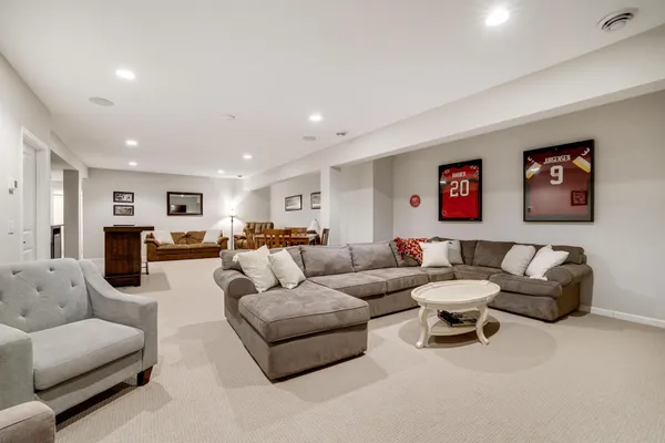 $925,000 | 5340 Garland Lane North, Plymouth, MN 55446