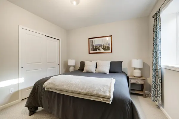 $925,000 | 5340 Garland Lane North, Plymouth, MN 55446