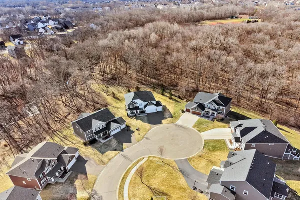 $925,000 | 5340 Garland Lane North, Plymouth, MN 55446