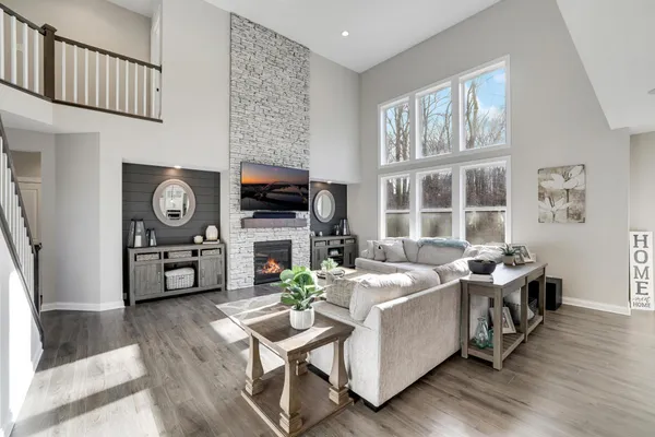 $925,000 | 5340 Garland Lane North, Plymouth, MN 55446