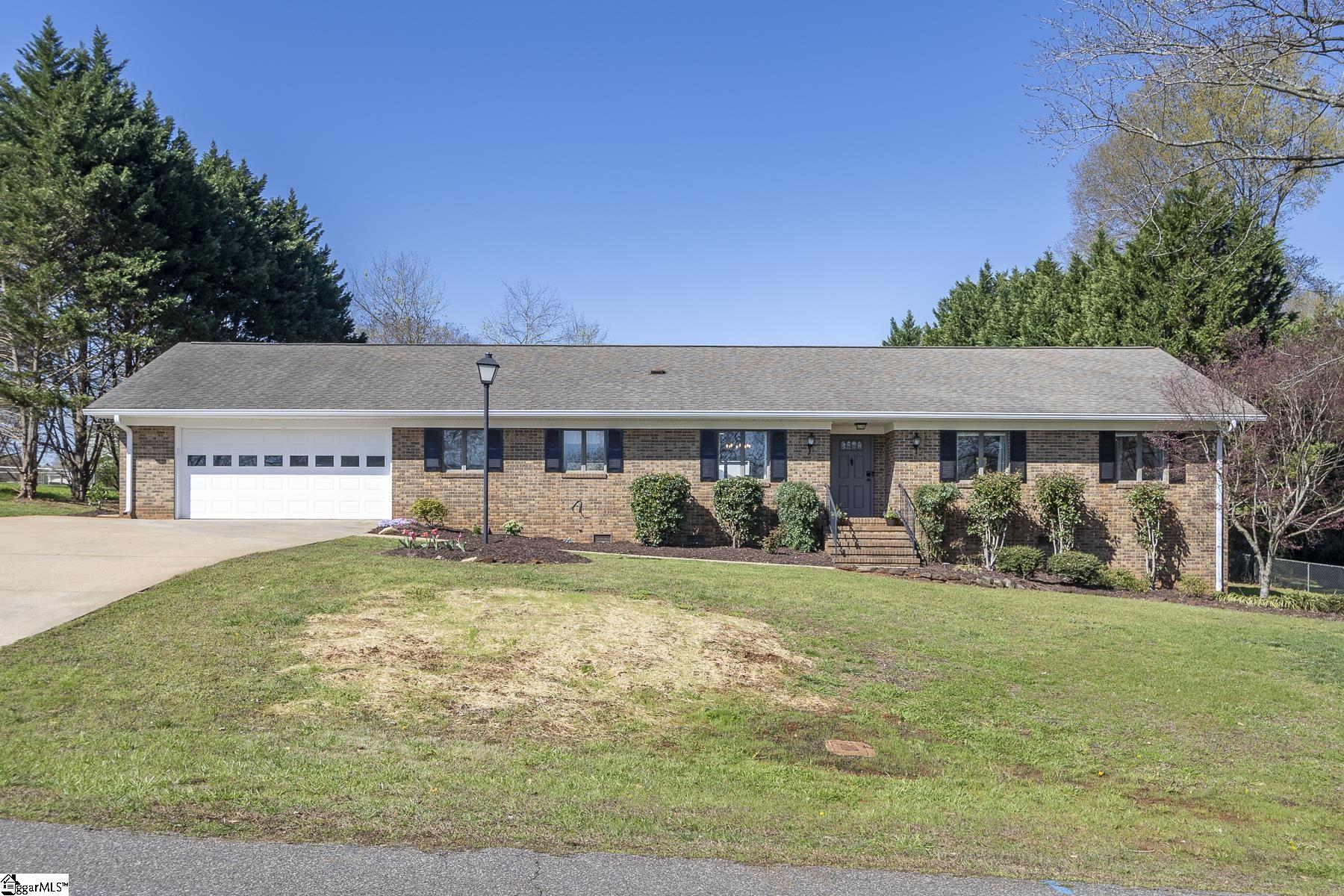 205 Frances Cannon Drive Anderson, SC 29621 - Photo 1 of 40