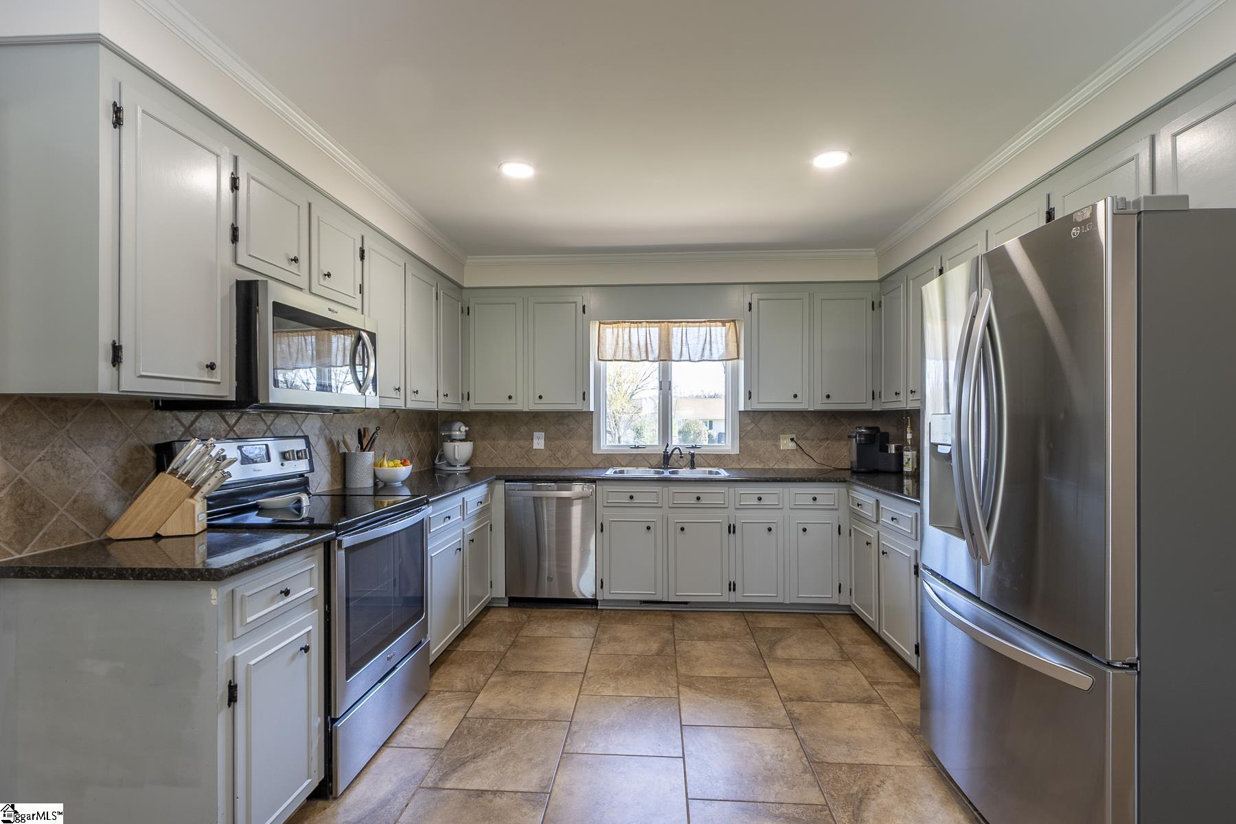 205 Frances Cannon Drive Anderson, SC 29621 - Photo 8 of 40