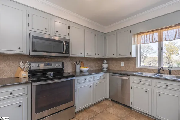 $369,900 | 205 Frances Cannon Drive, Anderson, SC 29621