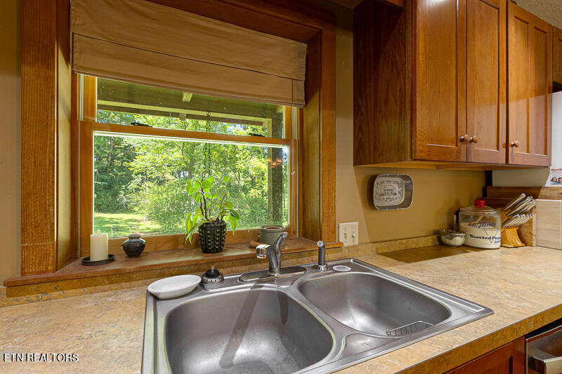 437 Taylor Acuff Road Washburn, TN 37888 - Photo 12 of 24 013--SMALL