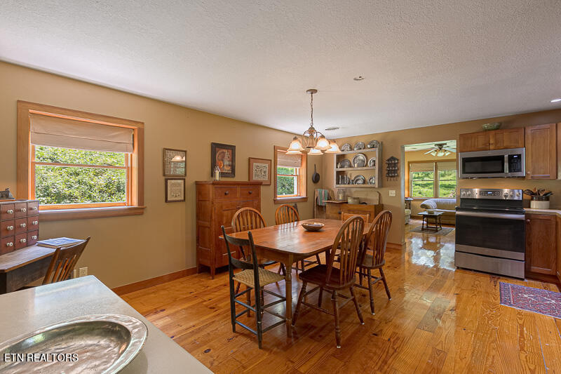 437 Taylor Acuff Road Washburn, TN 37888 - Photo 7 of 24 008--SMALL