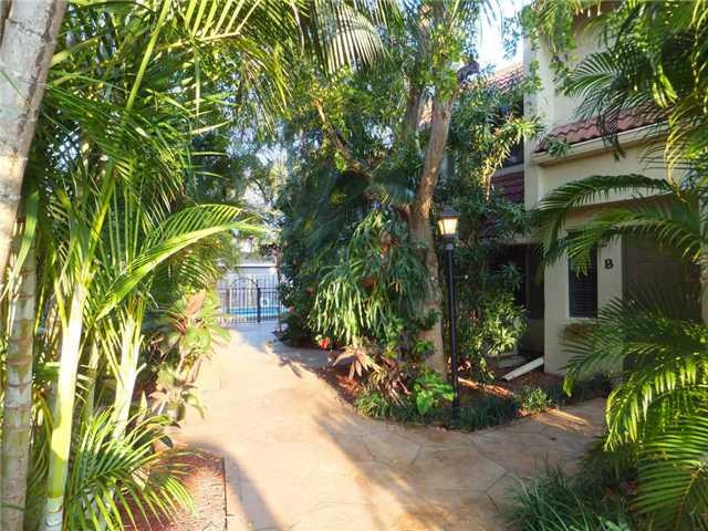 1415 Miami Road, Unit B Fort Lauderdale, FL 33316 - Photo 1 of 25 Exterior Front