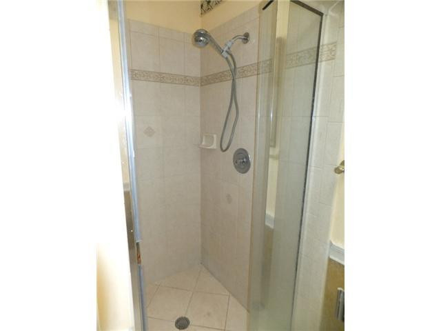 1415 Miami Road, Unit B Fort Lauderdale, FL 33316 - Photo 17 of 25 Exterior Front