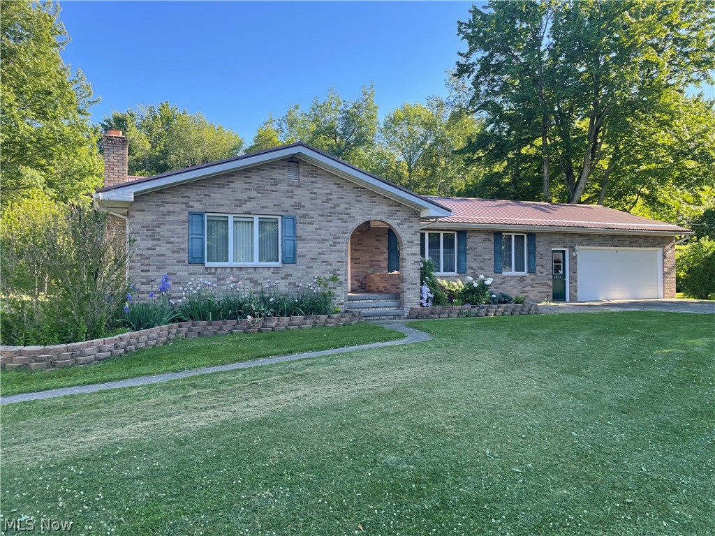 1381 Robb Road Conneaut, OH 44030 - Photo 2 of 50