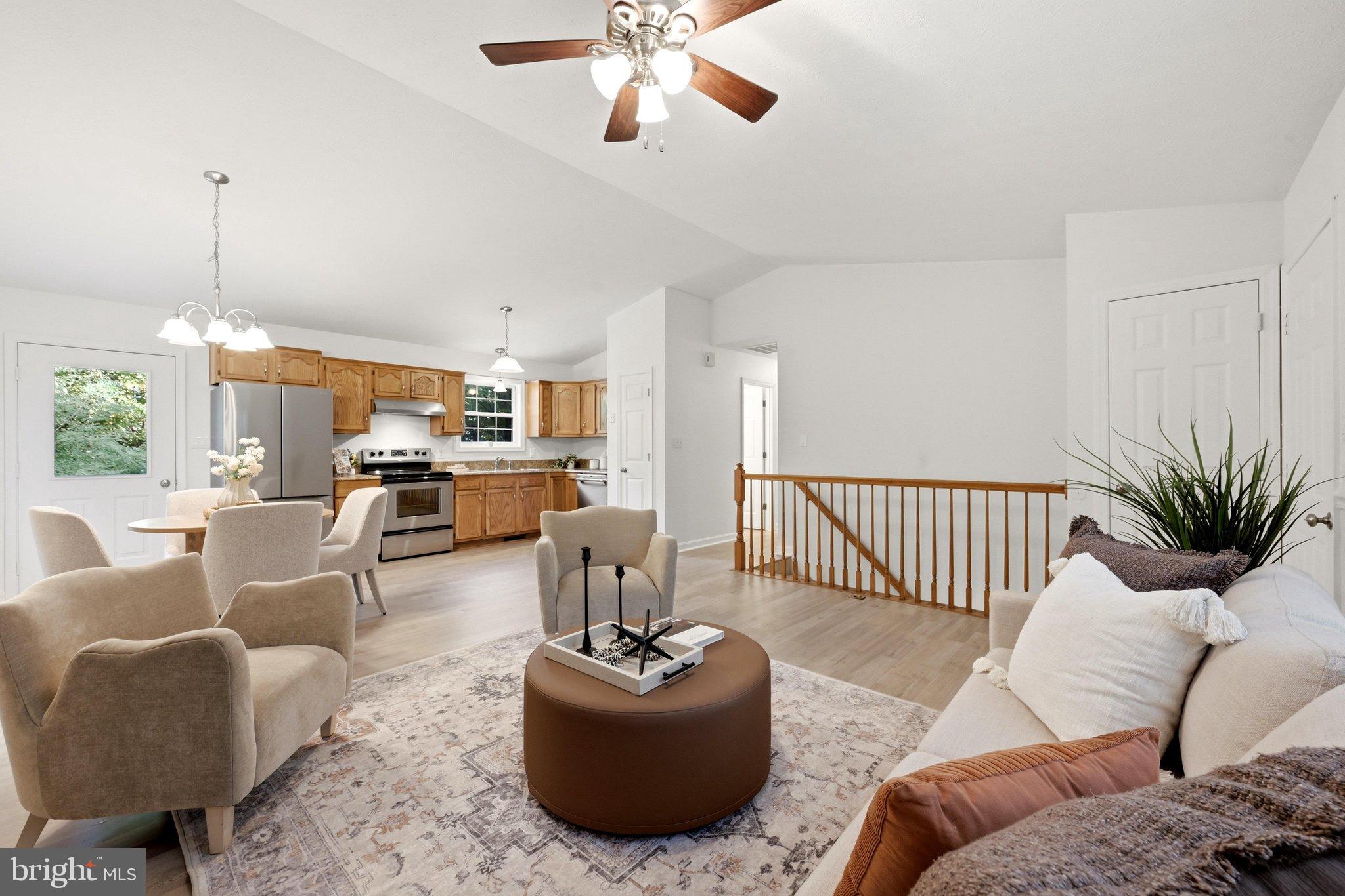 641 Salt Lick Road Front Royal, VA 22630 - Photo 10 of 43 Living Room