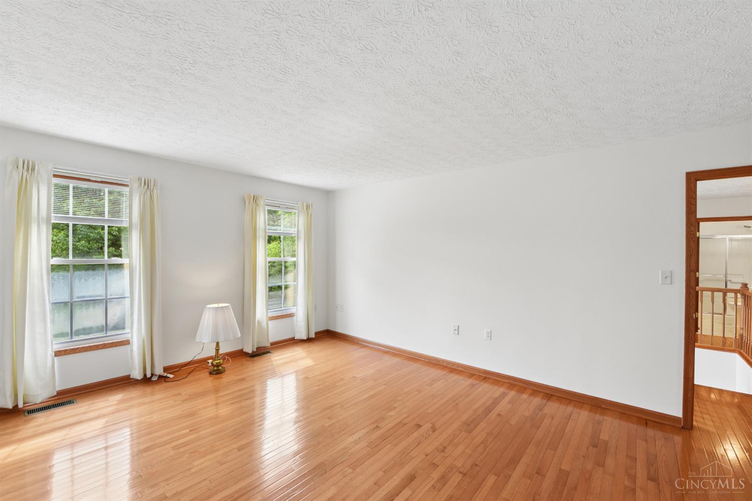 1109 Asbury Road Cincinnati, OH 45255 - Photo 44 of 69