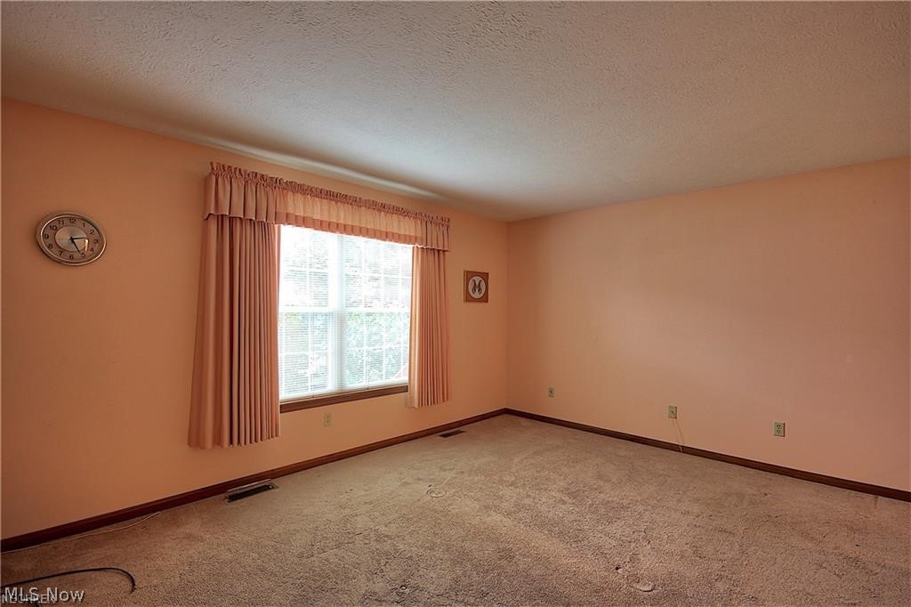 2172 Abbey Road, Unit 34 Akron, OH 44312 - Photo 22 of 29