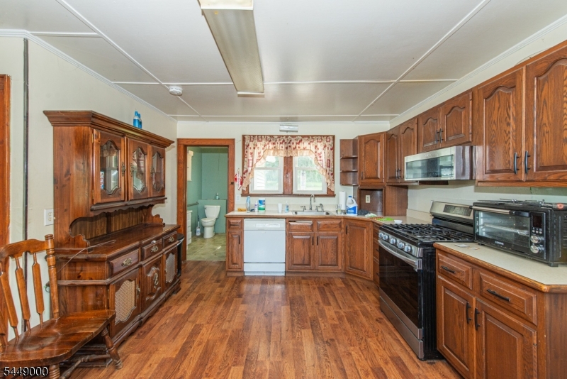 1570 Rt 565 Sussex, NJ 07461 - Photo 15 of 22
