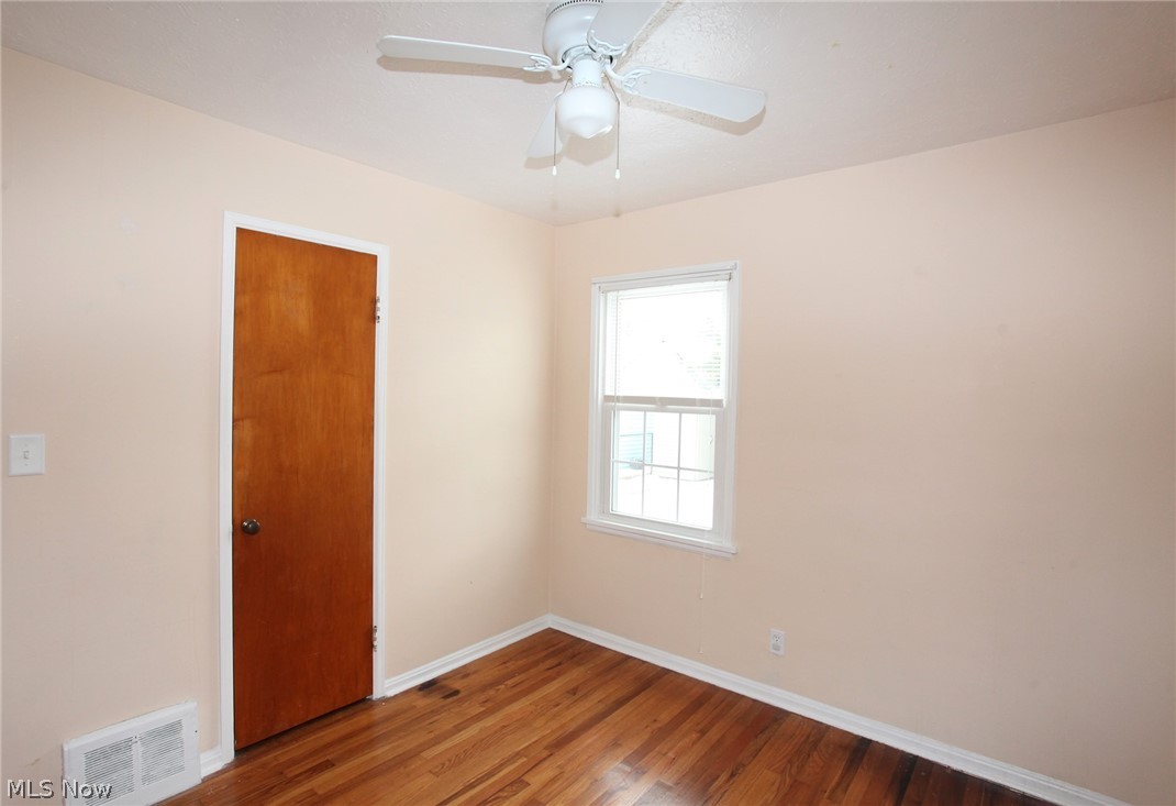 5943 Broadview Road Parma, OH 44134 - Photo 16 of 28