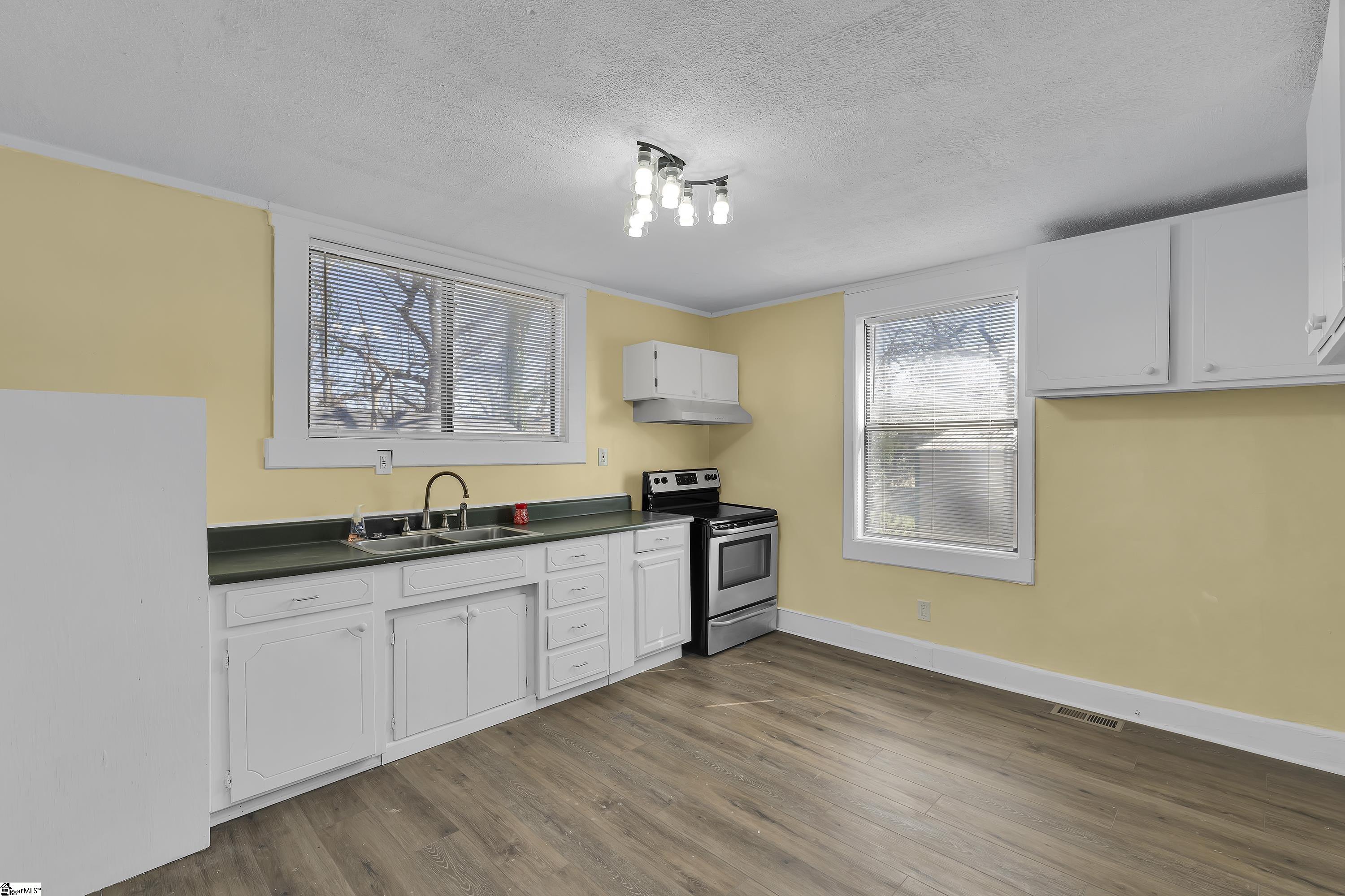 8180 9th Street Boiling Springs, SC 29316 - Photo 9 of 20