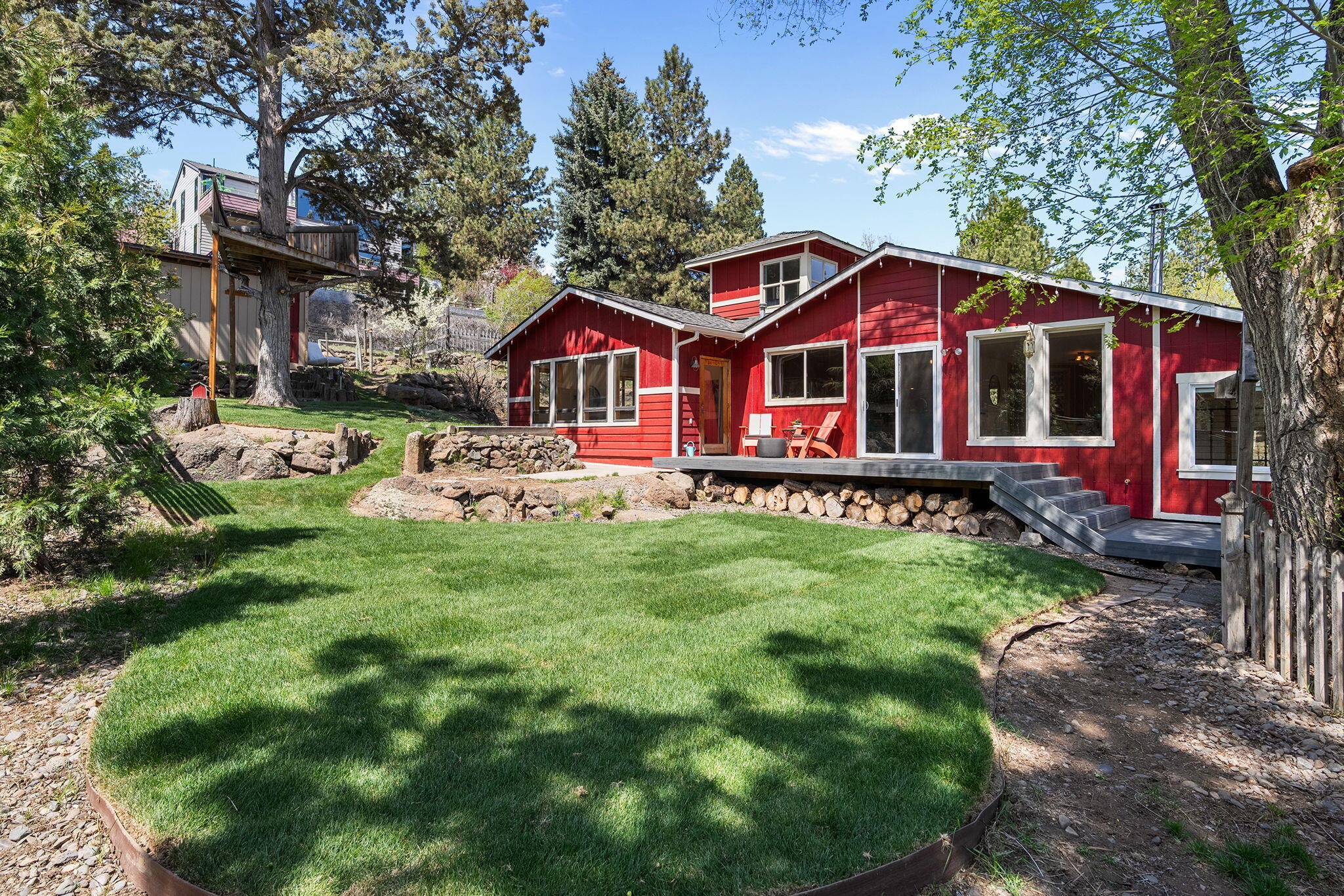 2211 Northwest Awbrey Road Bend, OR 97703 - Photo 3 of 56 43-web-or-mls-_DSC1443