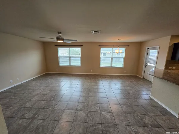 $1,695 | 6114 Hackberry Pond, San Antonio, TX 78244