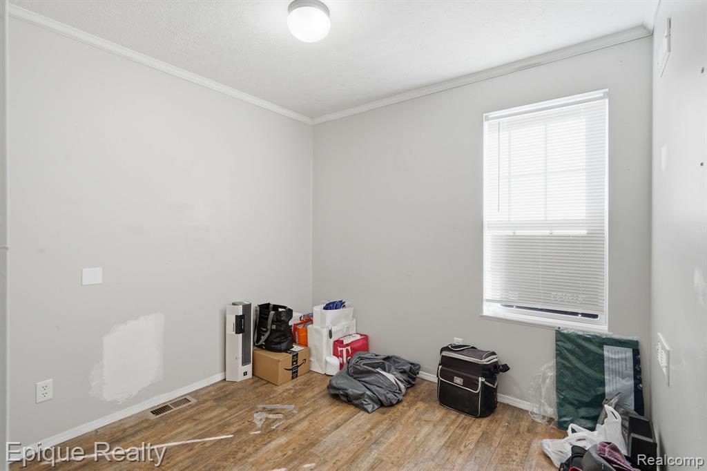 16031 Beech Daly Road Taylor, MI 48180 - Photo 18 of 21
