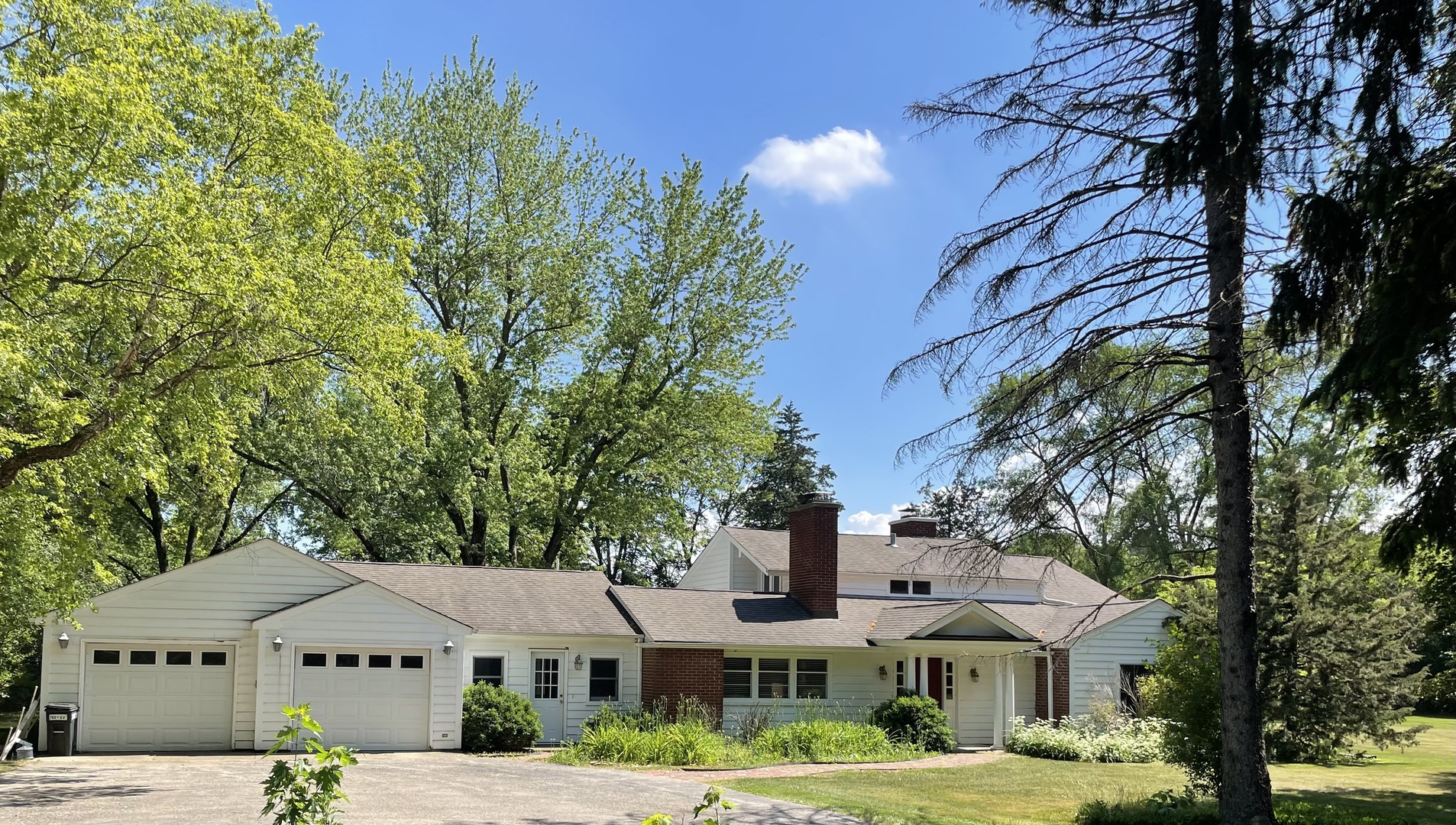 27403 West Cuba Road Barrington, IL 60010 - Photo 2 of 2