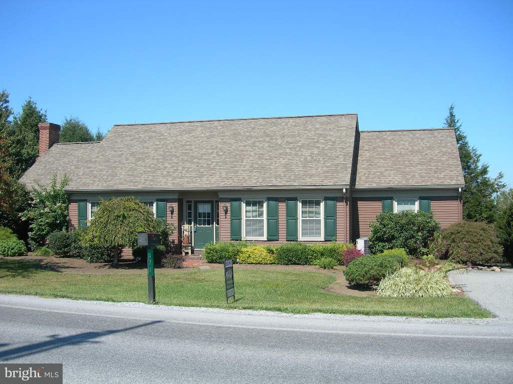 571 Georgetown Road Ronks, PA 17572 - Photo 2 of 18