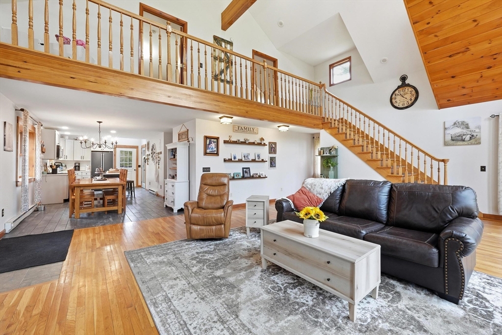 61 Monson Turnpike Road Petersham, MA 01366 - Photo 7 of 40 Gallery Image 7